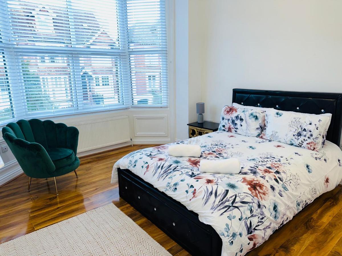 Newly Refurbished Two Bedrooms Flat St Leonards-on-Sea Exteriör bild