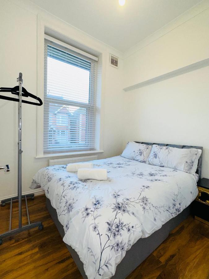 Newly Refurbished Two Bedrooms Flat St Leonards-on-Sea Exteriör bild